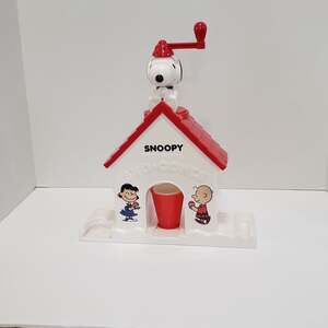 Snoopy Sno-Cones‎ Machine Maker Peanuts Charlie Brown Sno Cone Shaved Ice Used
